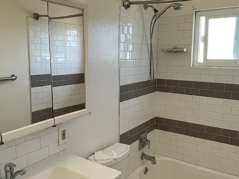 7692 Chapman Ave #6 — Photo 19