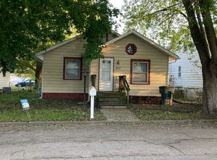 802 W 5th St, Muncie, IN 47302