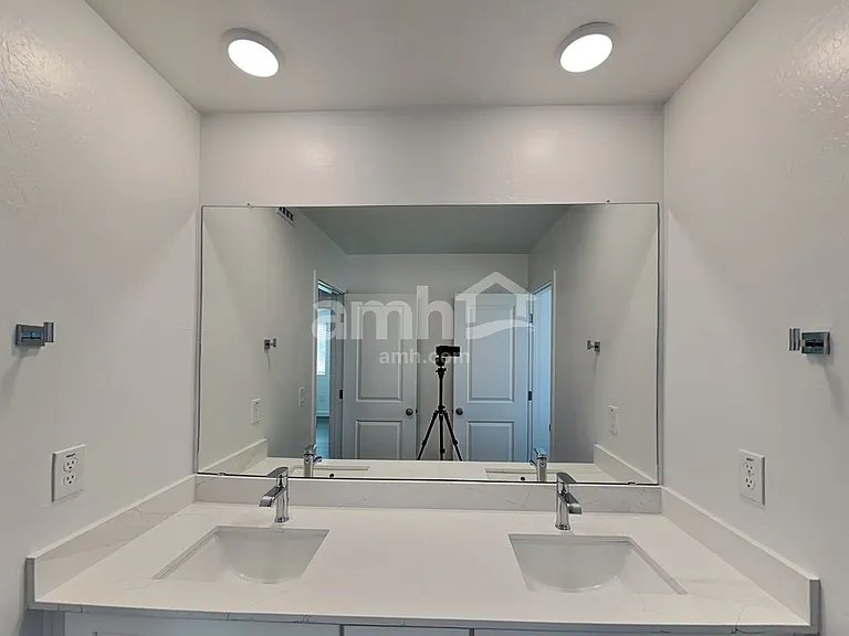4415 S 97th Dr — Photo 13