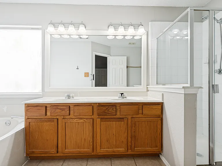 6722 Conestoga Dr — Photo 3