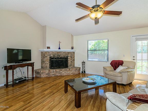 5th image of 14368 Crystal Cove Dr S