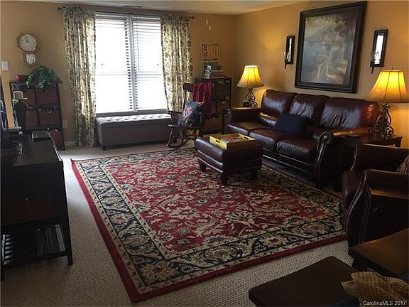 3rd image of 103 Mary Louise Ct #2