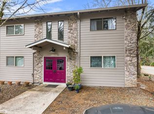 3204 SW Carson St, Portland, OR 97219