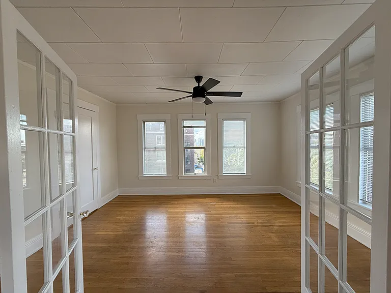 Glen Ellen Apartments — Photo 4