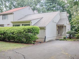 328 Lamplighter Cir, Winston Salem, NC 27104