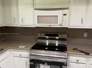 Villas Of Golf View Harbo, Boynton Beach, FL 33426