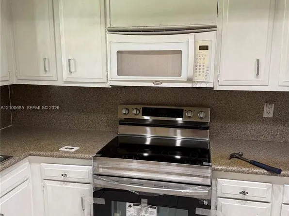 1420 SW 28th Ave APT 6, Boynton Beach, FL 33426