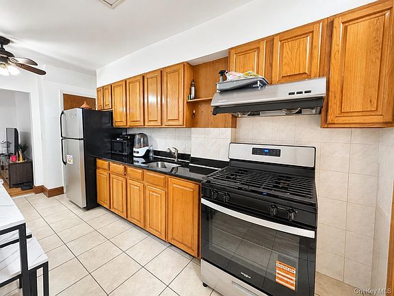 5th image of 147-48 24th Avenue