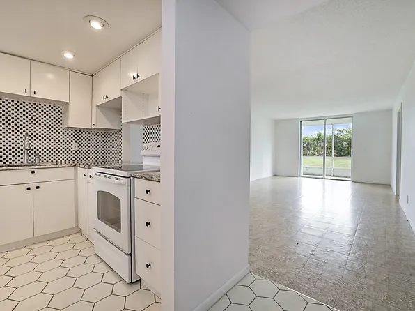 5500 NW 2nd Avenue #120, Boca Raton, FL 33487