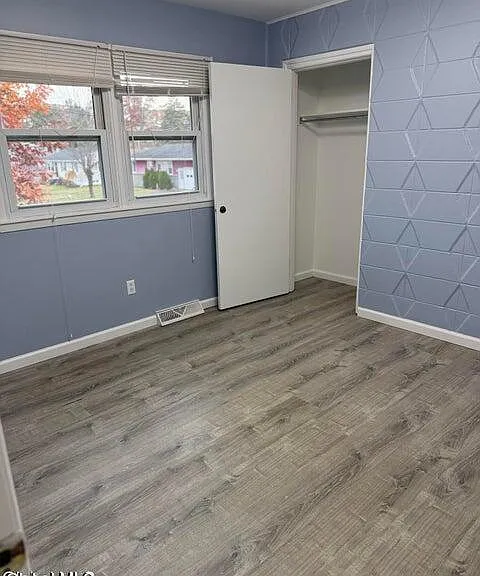 7 Elgin St #B — Photo 11