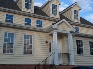 4116 Horseshoe Dr, Annandale, VA 22003