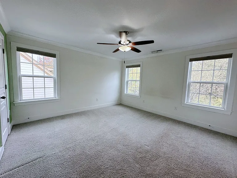 309 Lyric St — Photo 32