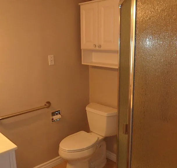 445 N Pine St — Photo 24