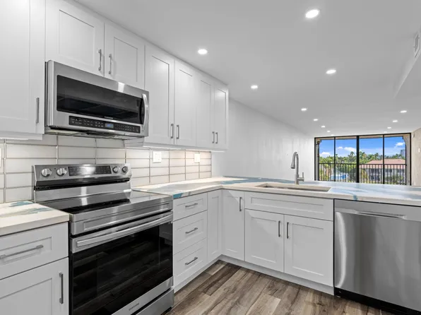 6 Royal Palm Way #509, Boca Raton, FL 33432