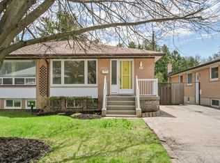 45 Santa Barbara Rd, Toronto, ON M2N2C1