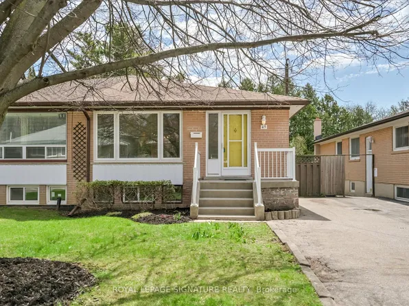 45 Santa Barbara Rd, Toronto, ON M2N 2C1