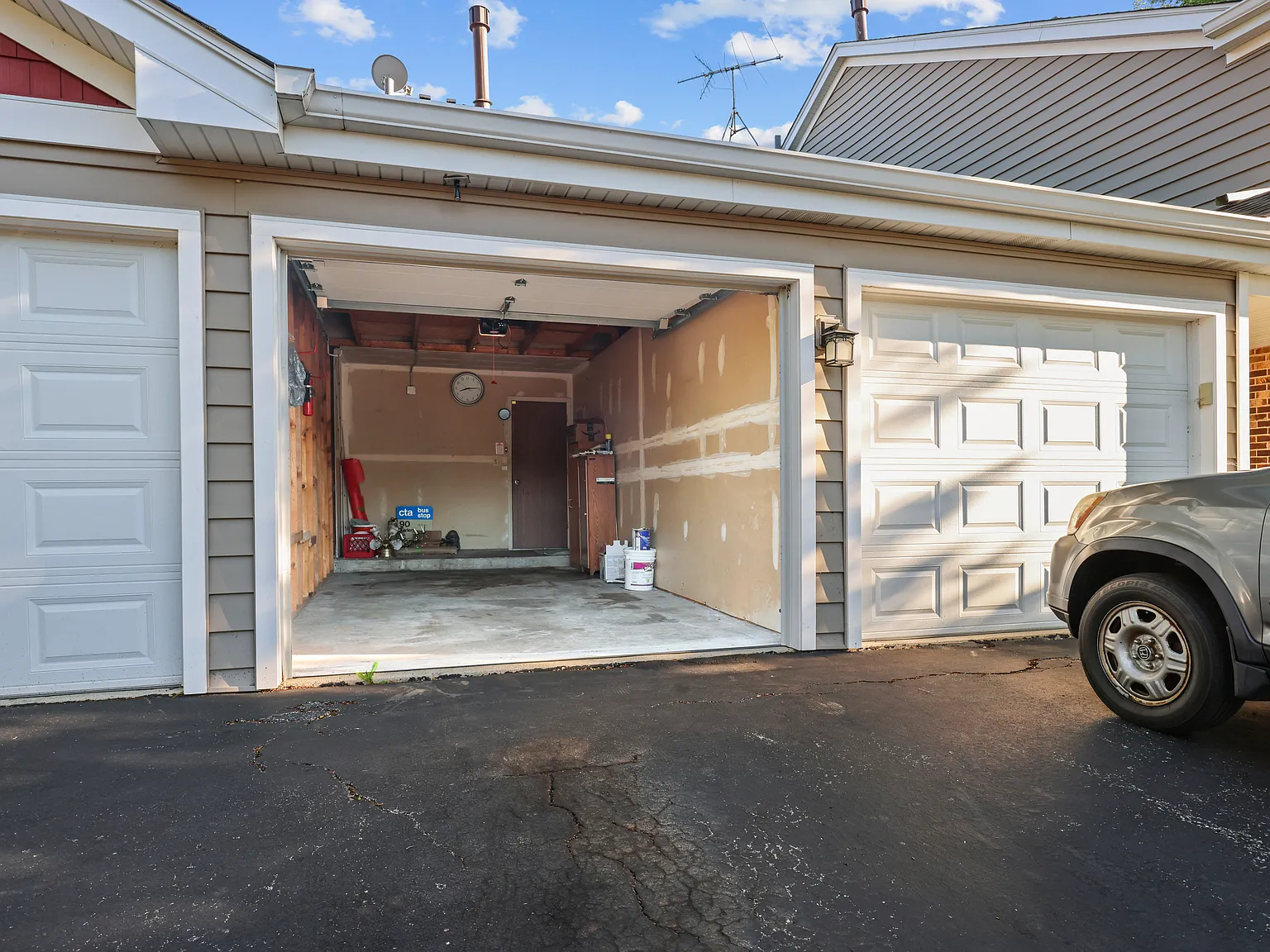 3 bed, 1495 sqft, $2,950 — Photo 3
