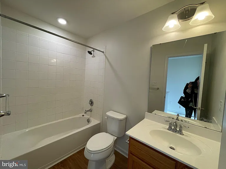 103 Alexandreas Ct #2 — Photo 39