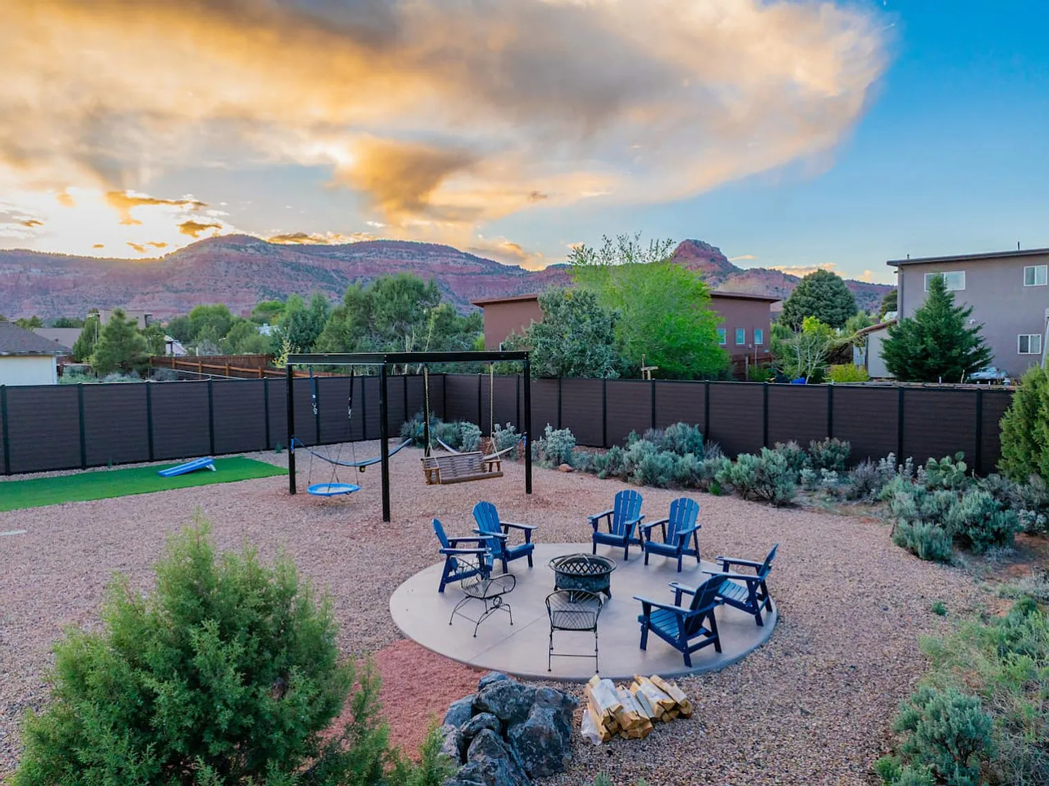 3 bed, 2.0 bath, 1506 sqft, $3,720 — Photo 2