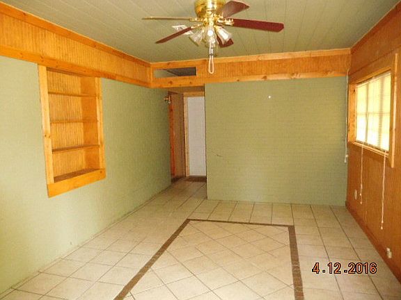 2nd image of 130 Woodlawn Dr