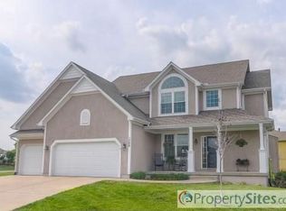 1500 Hodges Ln, Raymore, MO 64083