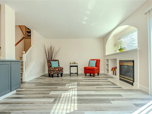 11330 8th Place W #B, Everett, WA 98204