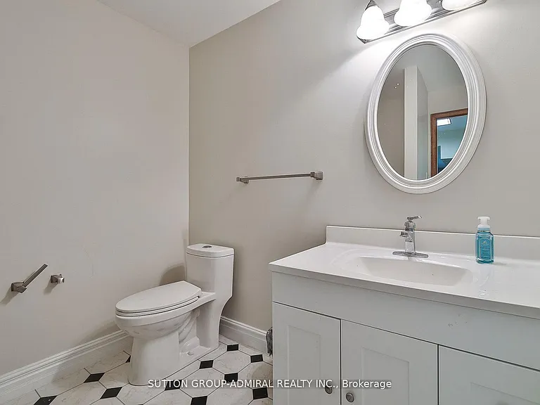 182 Bayshore Dr — Photo 26