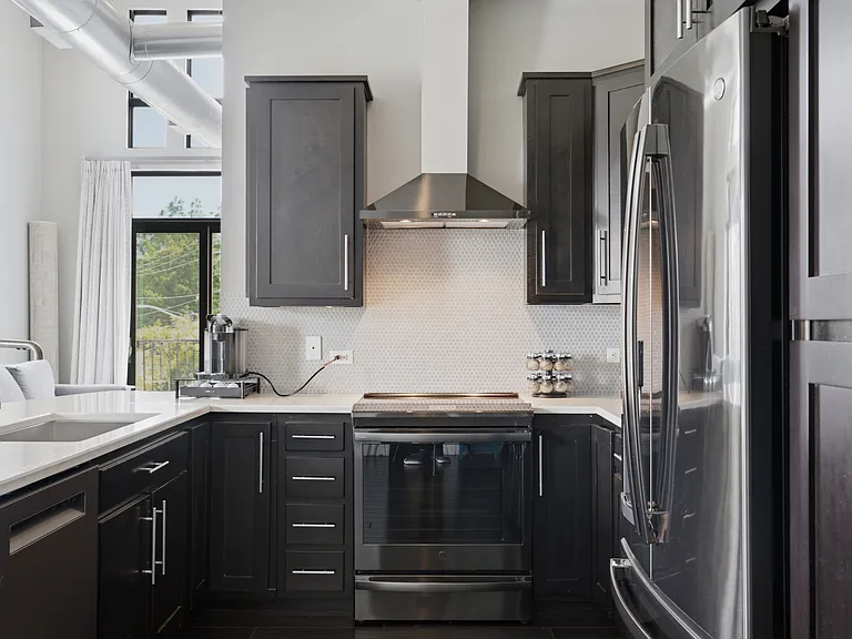 205 31st Ave N #310 — Photo 29