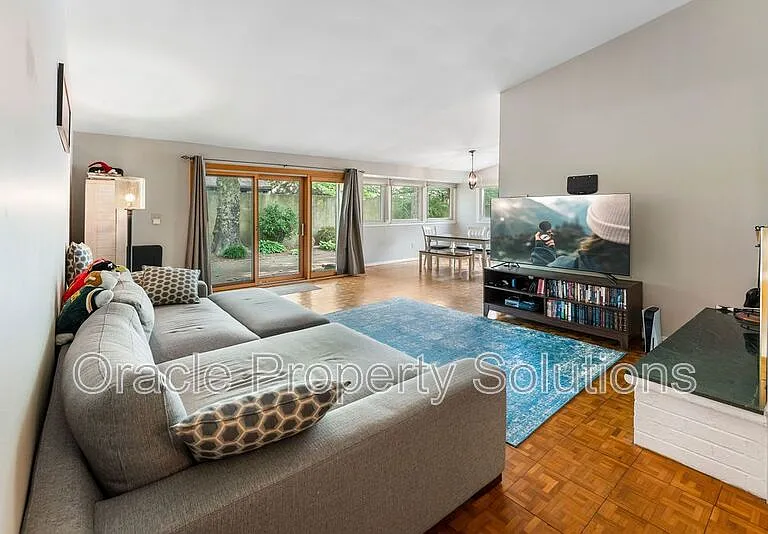 5360 Red Lake Ct — Photo 18