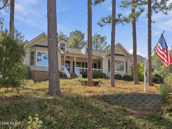 145 Lone Pine Place, Southern Pines, NC 28387