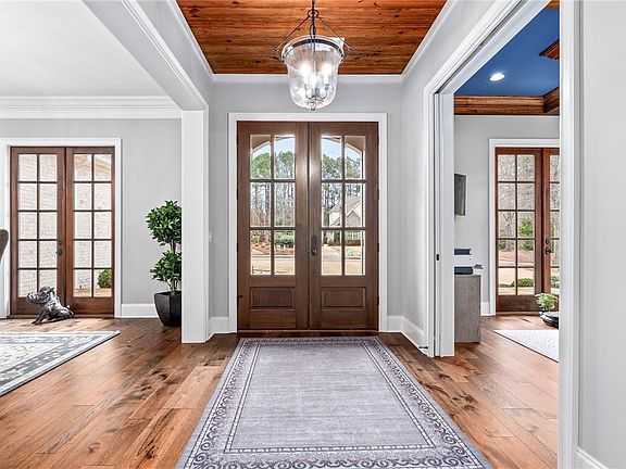 2nd image of 2038 E Lake Blvd