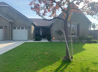 12709 Willowdale Dr, Bakersfield, CA 93312