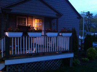 293 Lake Shore Dr, Warwick, RI 02889