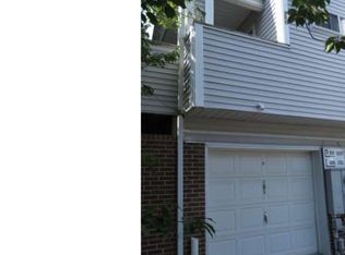 301 Madeline Ct, Newark, DE 19711