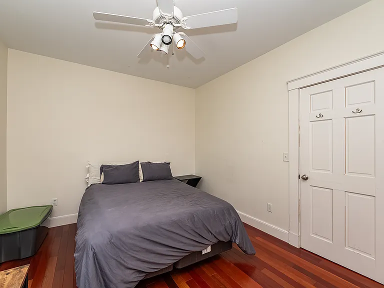 301 Richards Ave — Photo 25