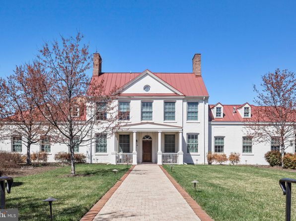 611 D St SE #4A, Washington, DC 20003