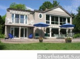 3102 W Owasso Blvd, Roseville, MN 55113