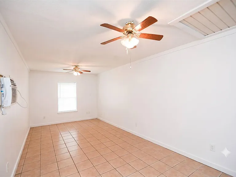 1125 San Augustine Dr — Photo 9