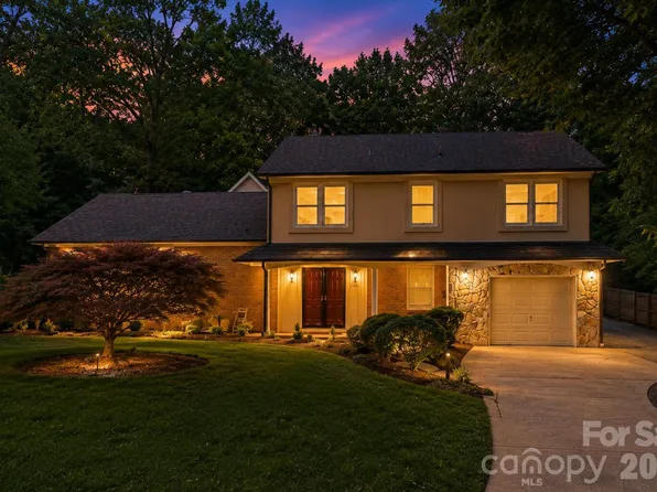 2700 Pencoyd Ln, Charlotte, NC 28210