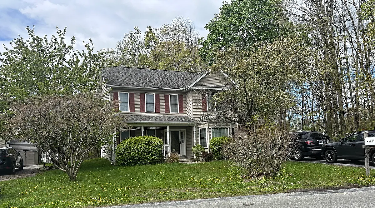 53 Inwood Ave — Photo 1