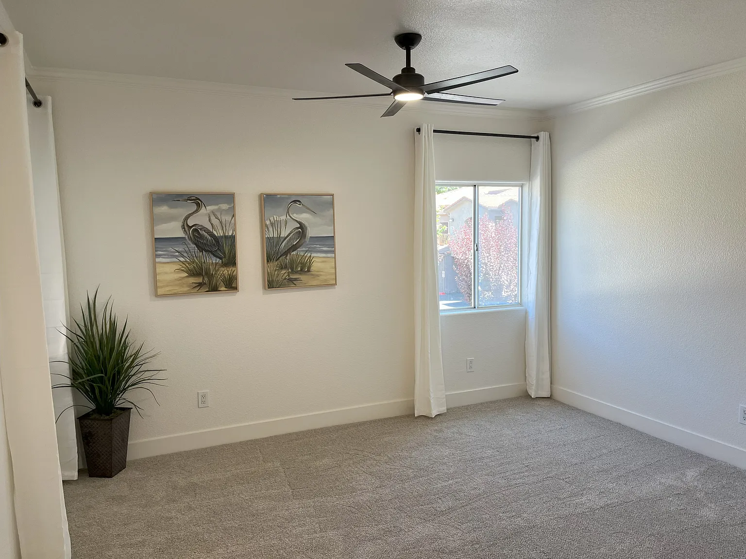 2 bed, 1057 sqft, $2,095 — Photo 4