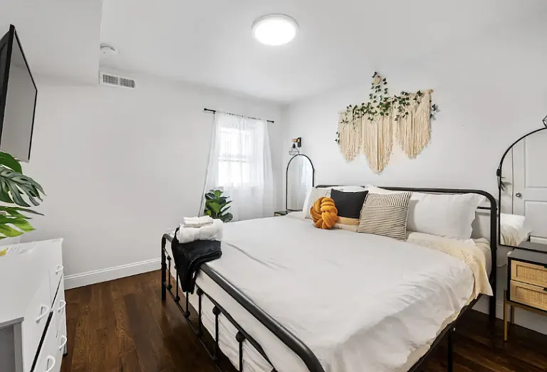 131 Bristol St #2 — Photo 14