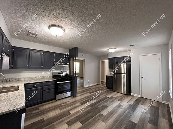 3rd image of 1349 Haywood Dr
