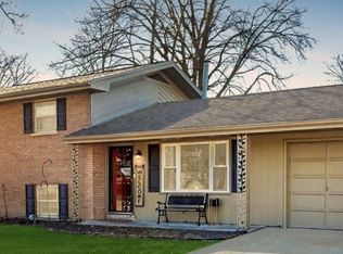 2909 Eastbrooke Dr, Evansville, IN