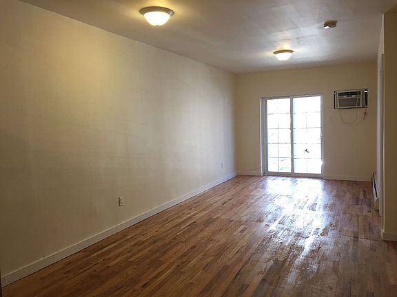 5th image of 290 Quincy St #2