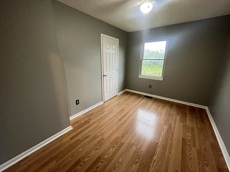 700 Cedar Dr — Photo 7