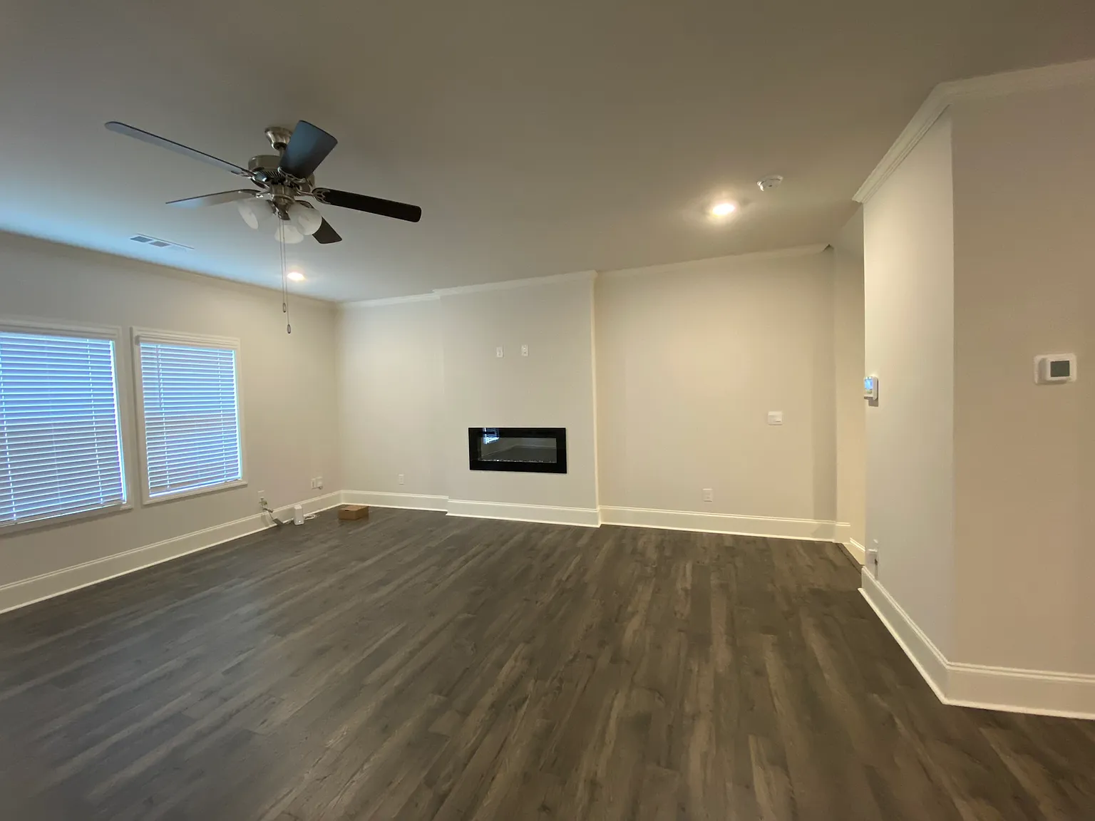 4 bed, 2385 sqft, $3,000 — Photo 2