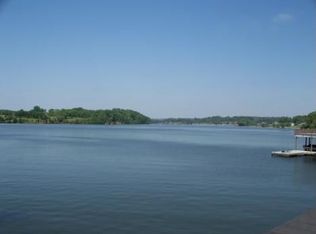 4459 Forrest Ridge Dr, Louisville, TN 37777