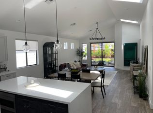 1422 E Whitton Ave, Phoenix, AZ 85014