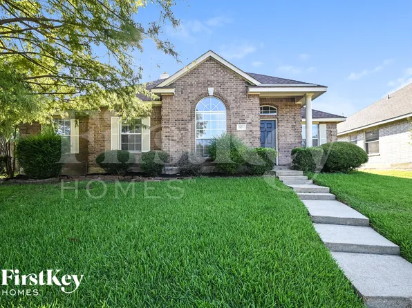 925 Parkwood Trl, Mesquite, TX 75149